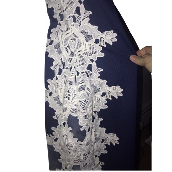 NWT Women's Jax Floral Lace Sheath Dress - Picture 3 of 3